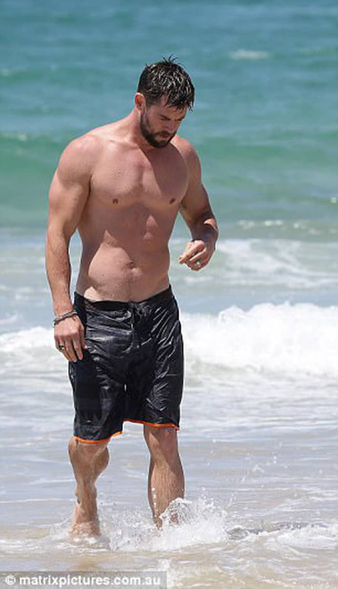 Chỉ số cơ thể của &quot;Thor&quot; Chris Hemsworth cho thấy &quot;h&#224;ng &#218;c&quot; c&#242;n đỉnh hơn gấp bội lần &quot;h&#224;ng Mỹ&quot; - Ảnh 3.