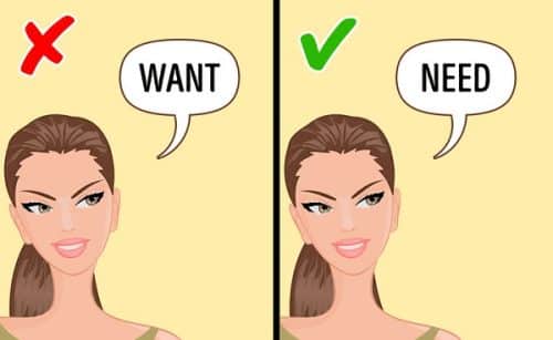 Luật 24h: Các triệu phú hành động theo quy tắc 24 giờ. Họ có thể không cần phải suy nghĩ một giây nào trước khi mua hàng đắt tiền, nhưng lại dành thời gian một ngày trước khi thực sự đưa ra quyết định. Hành động mua hàng ‘bốc đồng’ xảy ra từ một sự kích thích của cảm xúc và thường là không cần thiết. Bạn hãy tự hỏi bản thân muốn gì và cần gì thì sẽ không thể dẫn đến tình trạng bị vung tay quá đà.