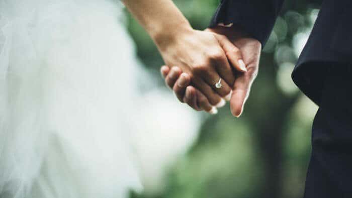 Theo Bộ Nội vụ, có khoảng 3.000-7.000 người đến Úc mỗi năm theo diện visa đính hôn (Prospective Marriage)