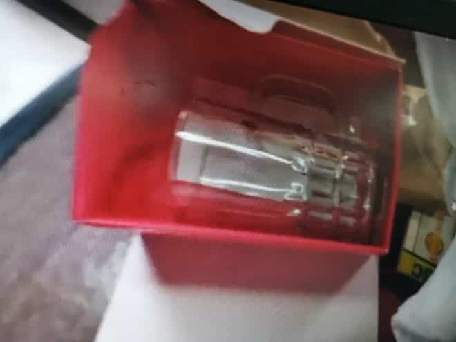 Mua iPhone XS Max 290.000 dong tren Facebook nhan duoc cuc go tai VN hinh anh 3 