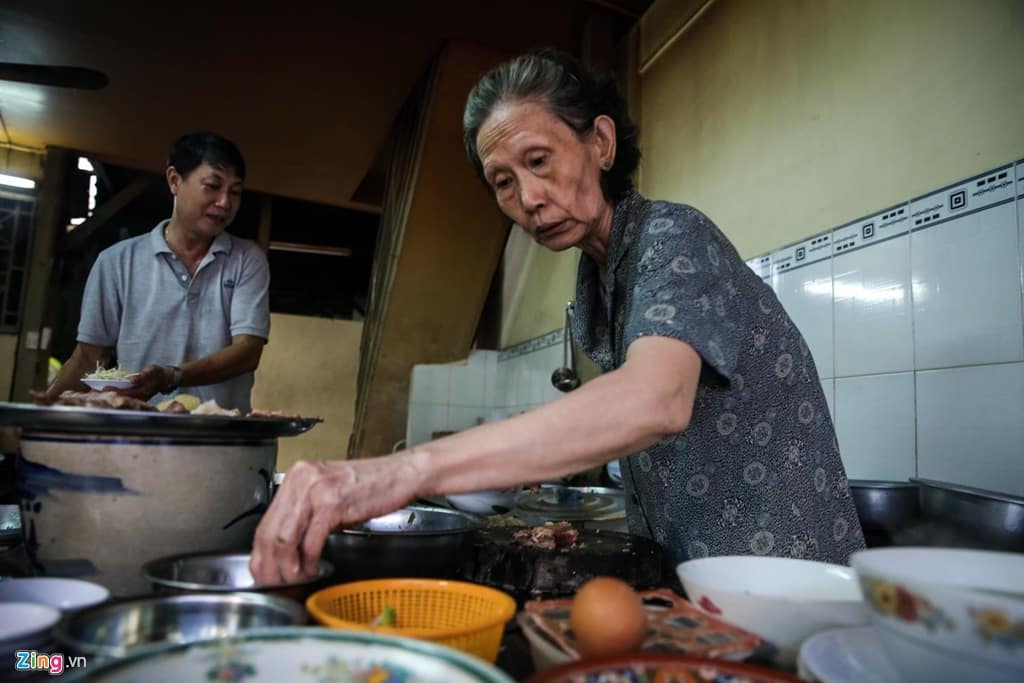 Tu ganh rong den quan pho Minh noi tieng 70 nam o Sai Gon hinh anh 4 