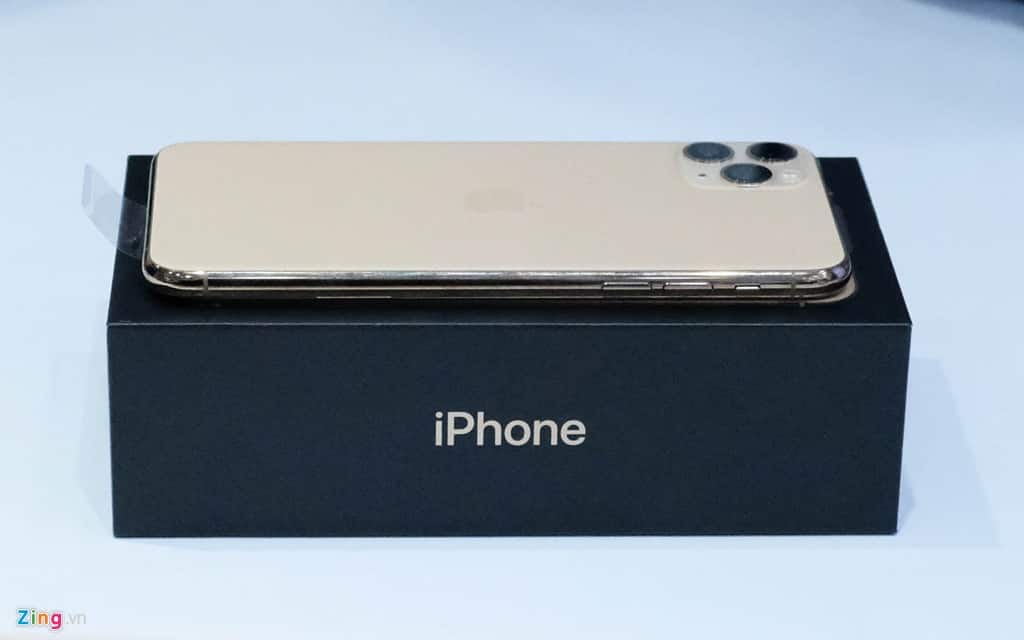 Mo hop iPhone 11 Pro Max dau tien ve VN, the gioi chua ban hinh anh 7 