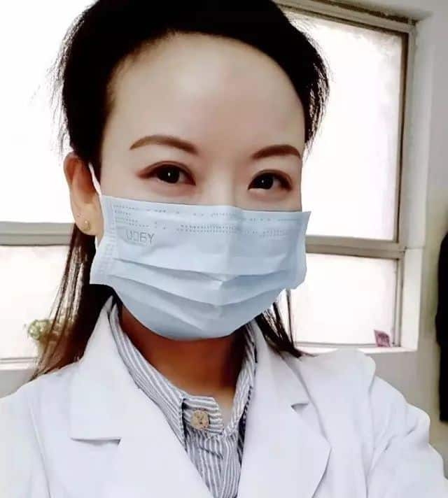 Con gái 21 tuổi đã mắc ung thư dạ dày và sự hối hận tột độ của người cha: “Giá như tôi bắt con làm điều này sớm hơn” - Ảnh 1.
