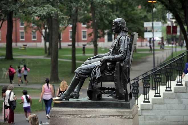 My dieu tra Dai hoc Harvard va Yale vi nhan qua tu Trung Quoc hinh anh 1 harvard.jpeg