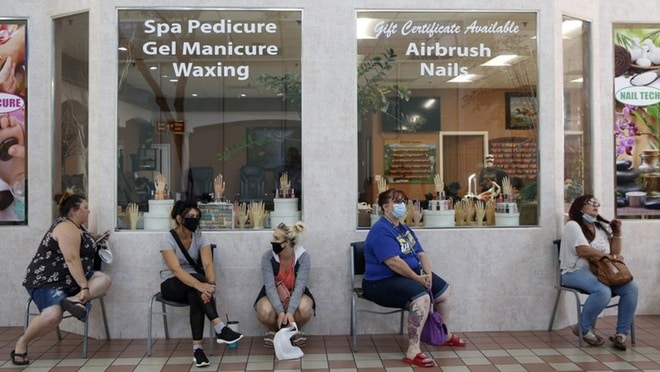 Bi do loi la nguon lay virus, nguoi lam nail California tuc gian hinh anh 2 AO.jpg