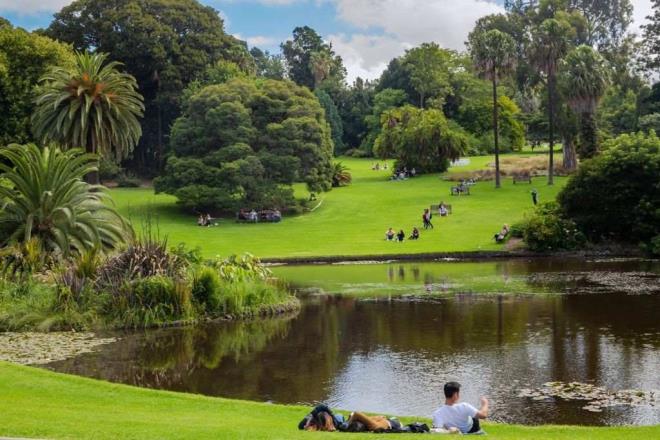 Du học sinh tại Melbourne, Australia cần biết địa điểm hẹn hò thú vị này - 5