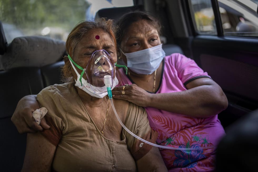 Chùm ảnh hiện thực dịch bệnh kinh hoàng ở Ấn Độ, dưới mỗi đống củi là một xác bệnh nhân - Ảnh 6.