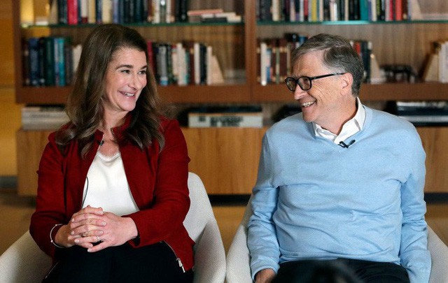 Góc khuất không ngờ phía sau cuộc hôn nhân tưởng như màu hồng của Bill Gates: Làm gì có ông chồng nào tự nhiên lại đi... rửa bát, đặc biệt là tỷ phú? - Ảnh 1. Góc khuất không ngờ phía sau cuộc hôn nhân tưởng như màu hồng của Bill Gates: Làm gì có ông chồng nào tự nhiên lại đi... rửa bát, đặc biệt là tỷ phú? - Ảnh 1.