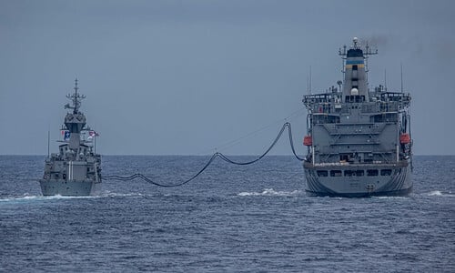 Trung Quốc tố Mỹ - Úc khoe cơ bắp trên biển Đông - Ảnh 2.
