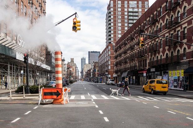  Delta khiến ca nhiễm Covid lan rộng, người New York đối diện với cơn ác mộng chết chóc của năm 2020 - Ảnh 3.