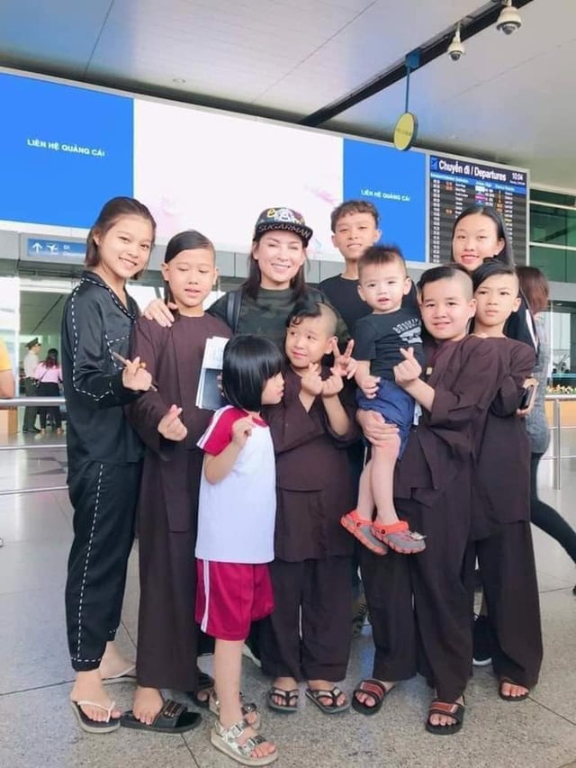 Ca sĩ Phi Nhung có tâm nguyện đặc biệt dành cho 23 con nuôi nhưng chưa thành, Xuân Lan tiết lộ tin nhắn quá đau lòng! - Ảnh 5. Ca sĩ Phi Nhung có tâm nguyện đặc biệt dành cho 23 con nuôi nhưng chưa thành, Xuân Lan tiết lộ tin nhắn quá đau lòng! - Ảnh 5.