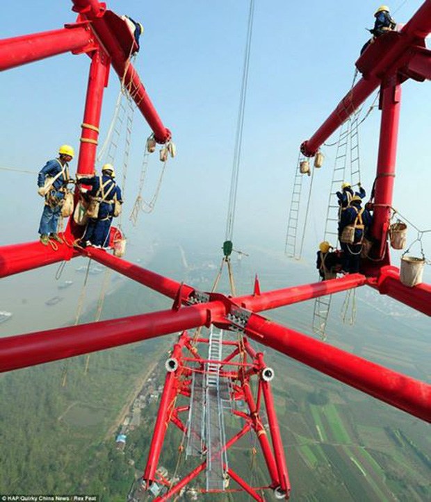  7 nghề được trả lương vô cùng hậu hĩnh nhưng chả mấy ai dám làm, ái ngại khi nghe nhắc đến - Ảnh 2.