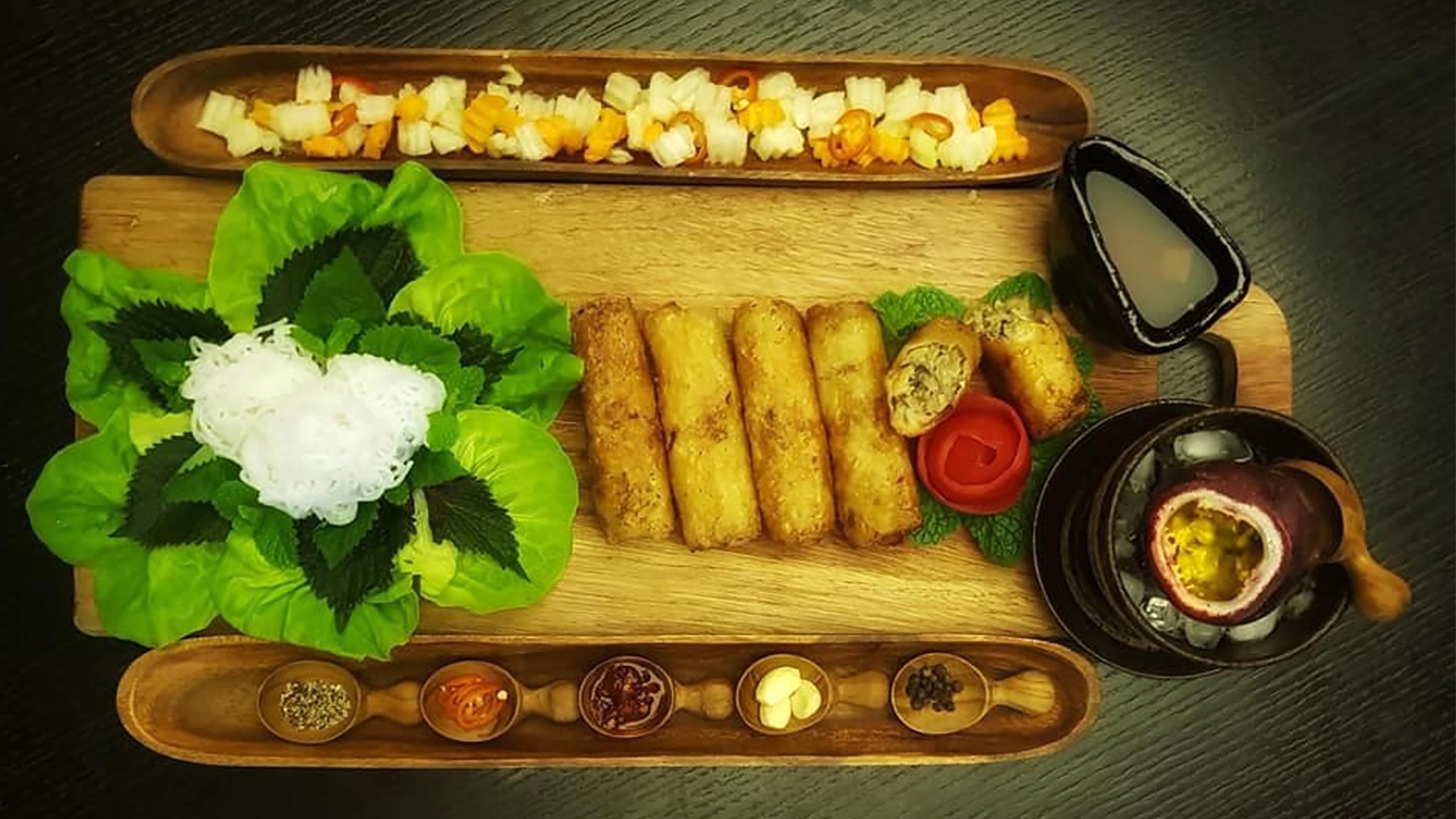 Nem cua bể Cát Tần trở lại - ảnh 1