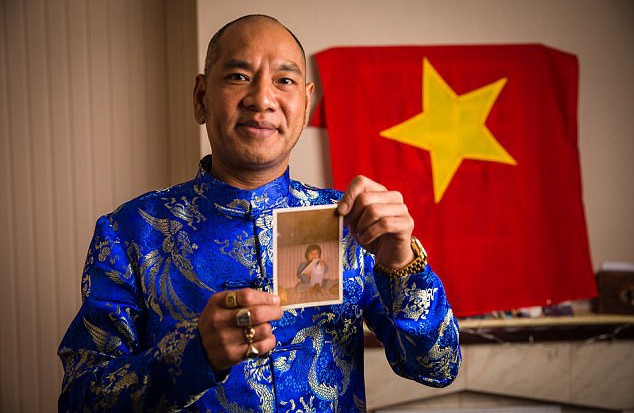 Con bị bắt sang châu Âu, mẹ hóa điên và câu hỏi khi đoàn tụ sau 43 năm: Sao bà bỏ rơi tôi? - Ảnh 7.