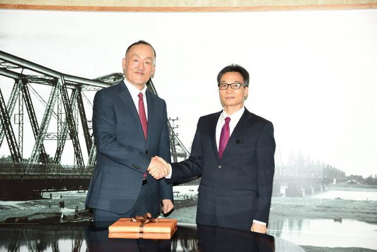 Trưởng đại diện WHO: Lần đầu tiên tôi tự tin bỏ khẩu trang ở Việt Nam - 1