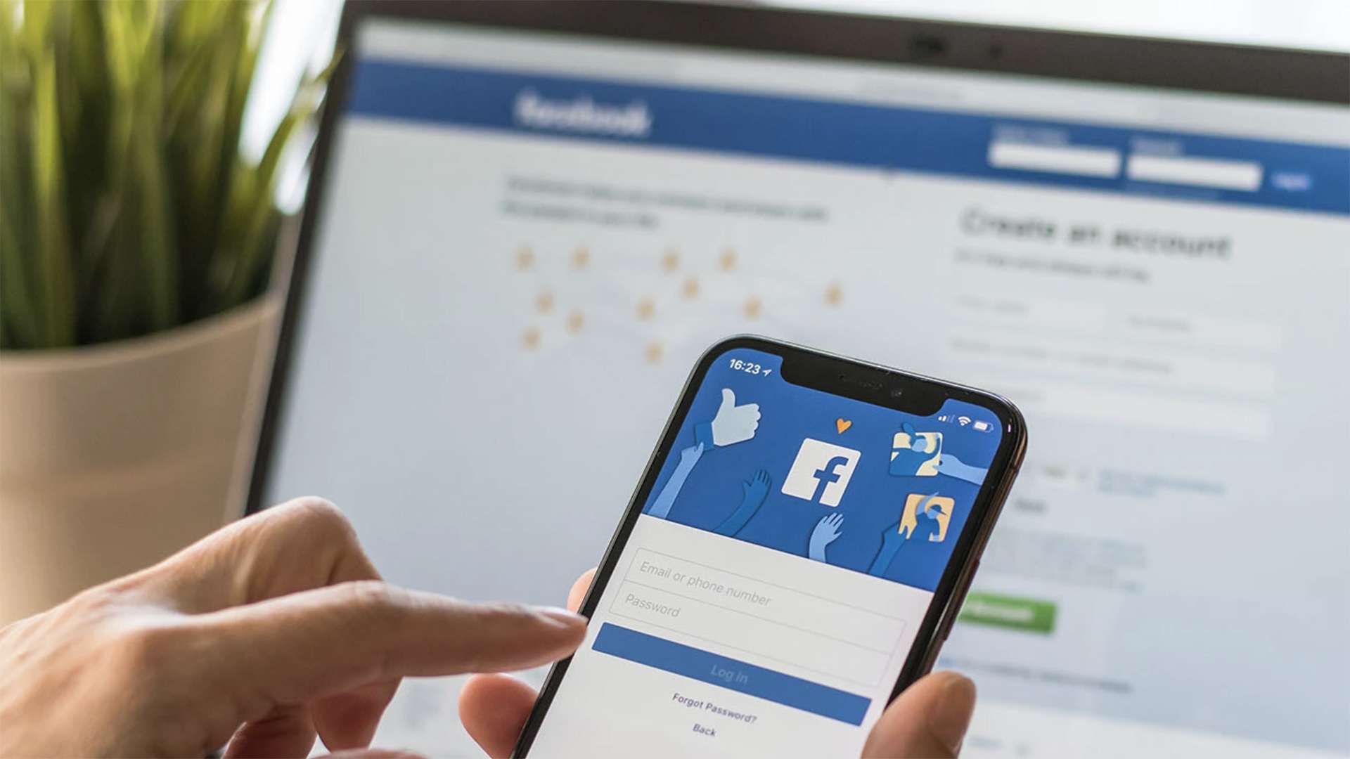 Hàng loạt tài khoản Facebook bị khóa đột ngột - ảnh 1
