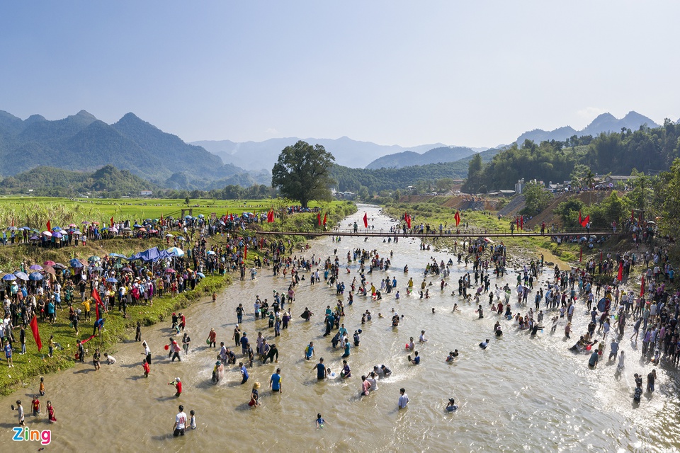 le hoi te nuoc Then Kin Pang o Lai Chau anh 8