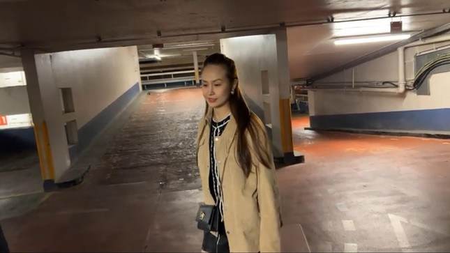 Tuấn Hưng bị trộm đập vỡ cửa kính ô tô, lấy sạch đồ hiệu ngay giữa London ảnh 2