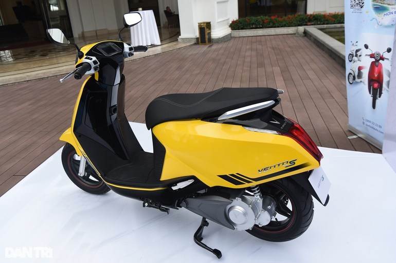 VinFast ra loạt xe máy điện dùng pin công nghệ mới, đi 200km một lần sạc - 3
