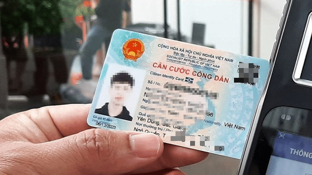 Hàng trăm người bị bán thông tin cá nhân ra nước ngoài - Ảnh 1.