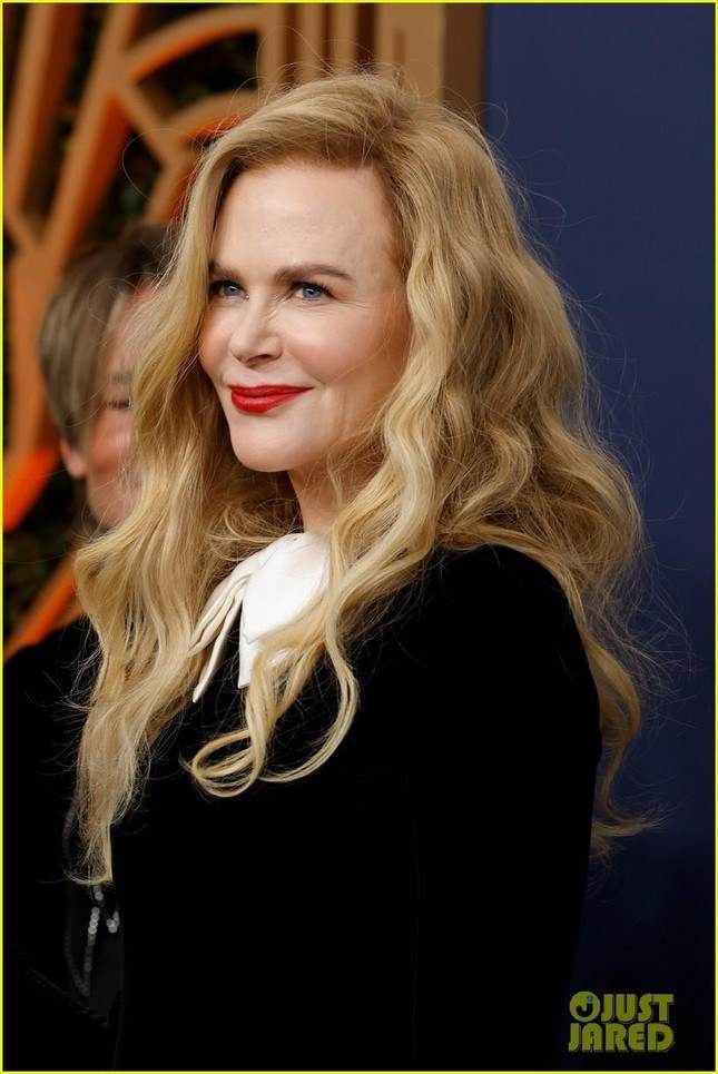 Mặt mộc của ‘Thiên nga nước Úc’ Nicole Kidman ở tuổi 55 gây tranh cãi ảnh 4