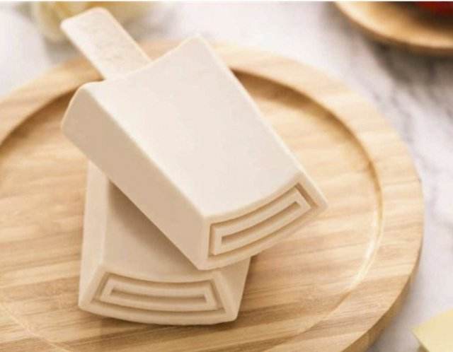 Kem Trung Quốc để cả tiếng ở 31 độ C không tay chảy, người tiêu dùng hoang mang, nhà sản xuất vội vàng giải thích - Ảnh 4.