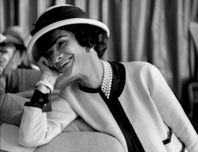 Câu chuyện của Chanel: Sử dụng tình yêu làm bệ phóng và nguồn cảm hứng cho những thiết kế thời trang kinh điển - Ảnh 2.