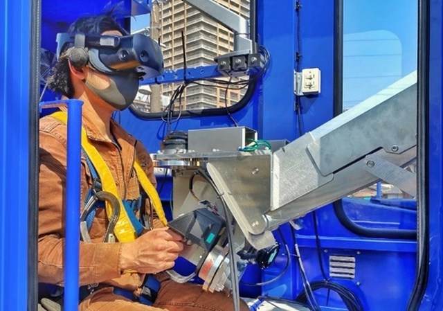 Nhật Bản chế tạo robot xây dựng khổng lồ điều khiển bằng thực tế ảo, ngầu như các Jaeger trong Pacific Rim - Ảnh 2.