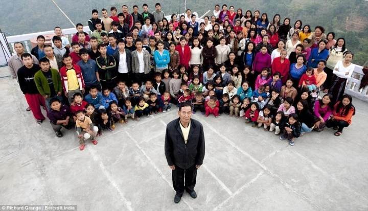 Gia đình ‘đông dân’ nhất thế giới với 1 chồng, 39 vợ, 89 người con chưa kể cháu - 3