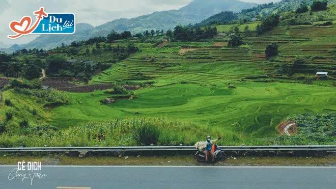 Chàng trai mang 3 áo dài đi suốt 8000km: 'Áo dài Việt Nam chúng tôi đẹp lắm'! - Ảnh 13.