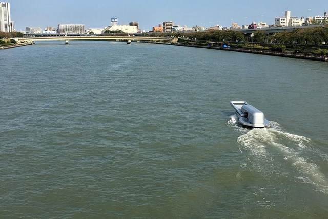 Cả thế giới phải ngỡ ngàng vì &quot;chiếc khóa kéo&quot; khổng lồ này có thể phi như bay trên mặt nước! - Ảnh 14.