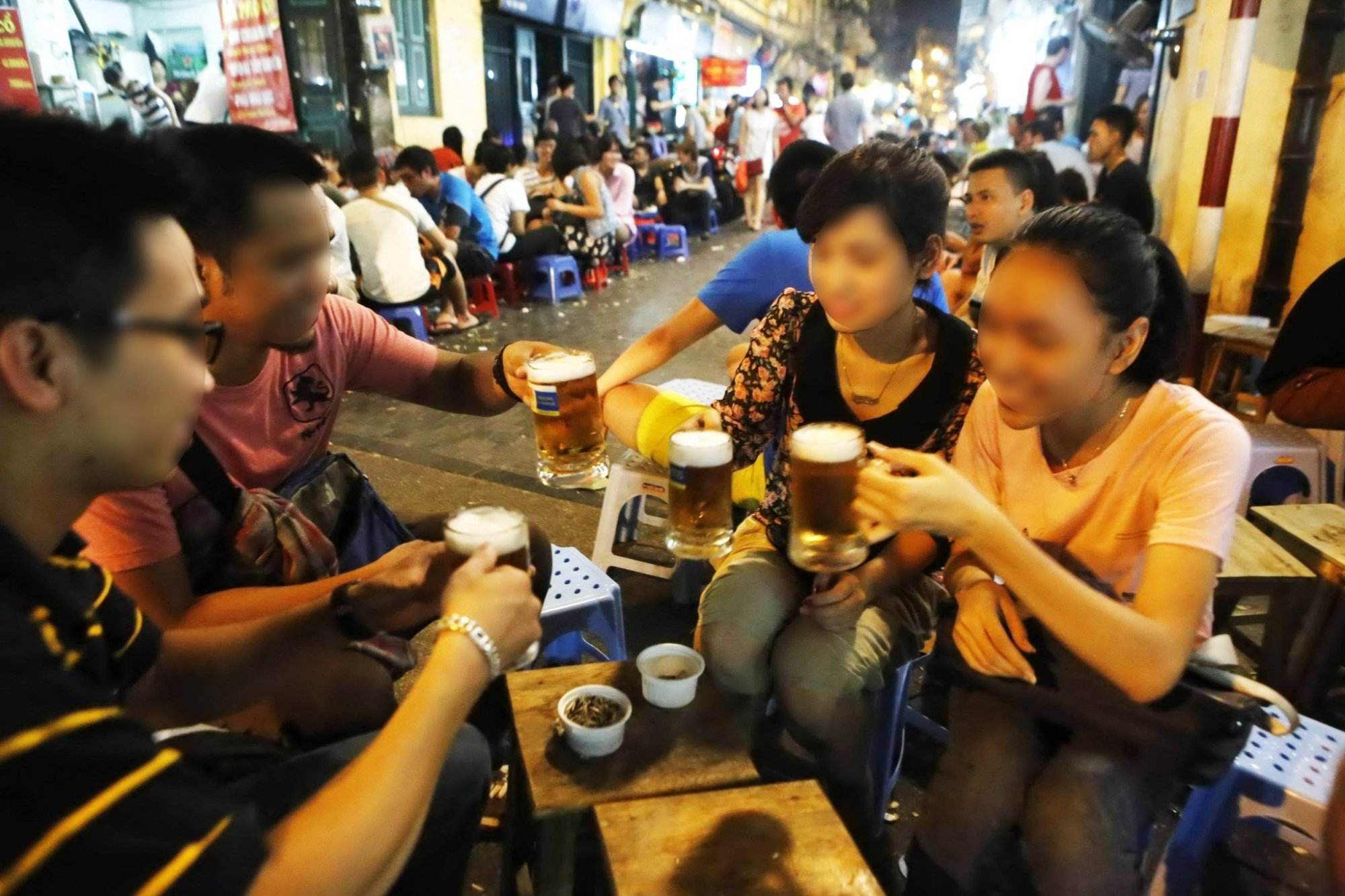Con gái nhậu đến đâu là đủ? - ảnh 1